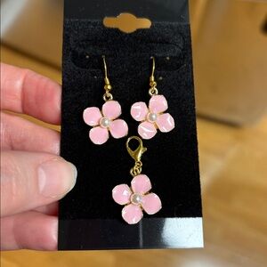 3pc set new handmade Pink Floral Earrings with matching charm